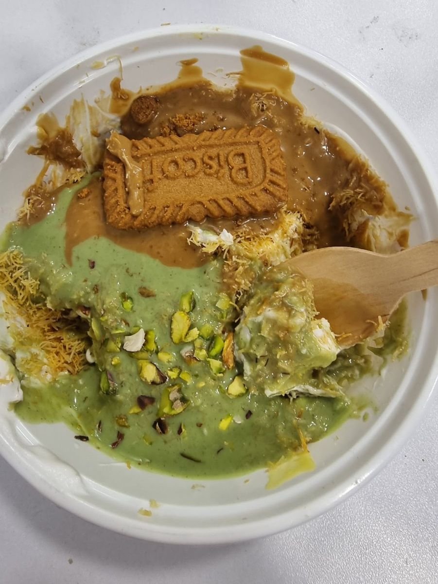 A Heba Cake bowl being enjoyed